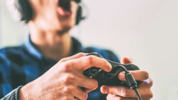 CONSOLA VS PC